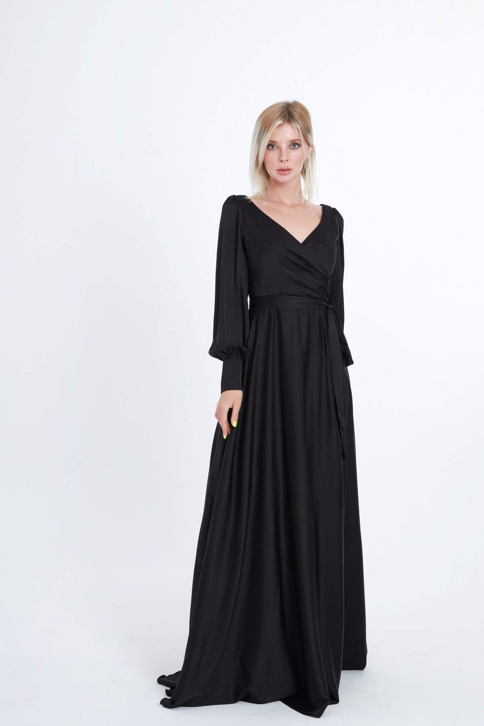 AYLA GOWN - BLACK