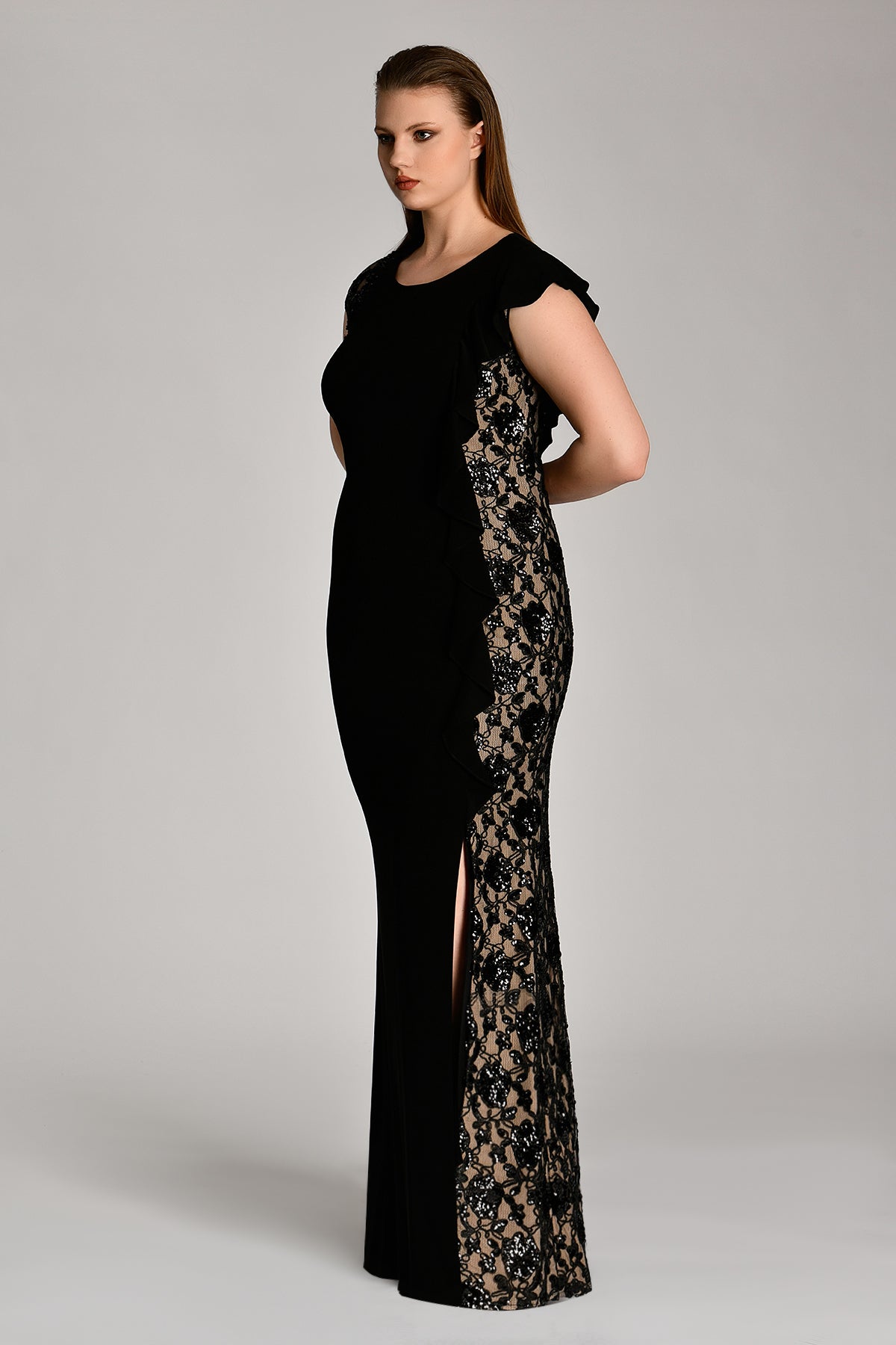 VICTORIA LACE GOWN