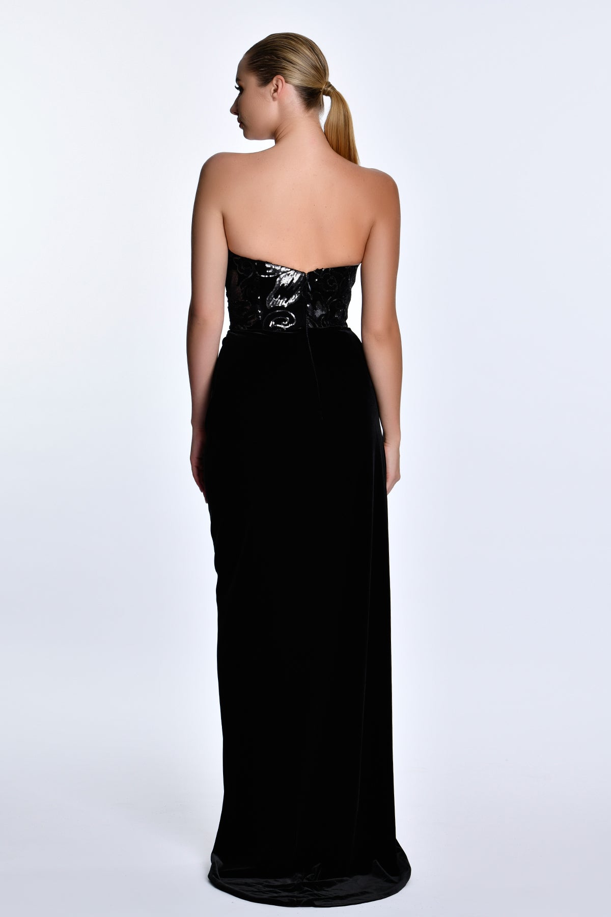 VALENTINA GOWN - BLACK